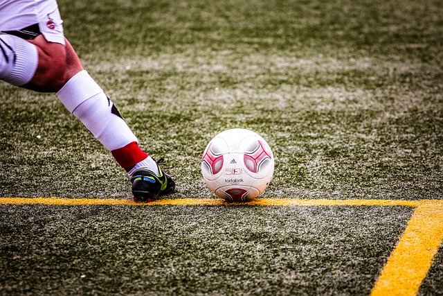 湖人16分领先遭公牛神逆转！吉迪绝杀，詹姆斯致命失误葬送胜局.